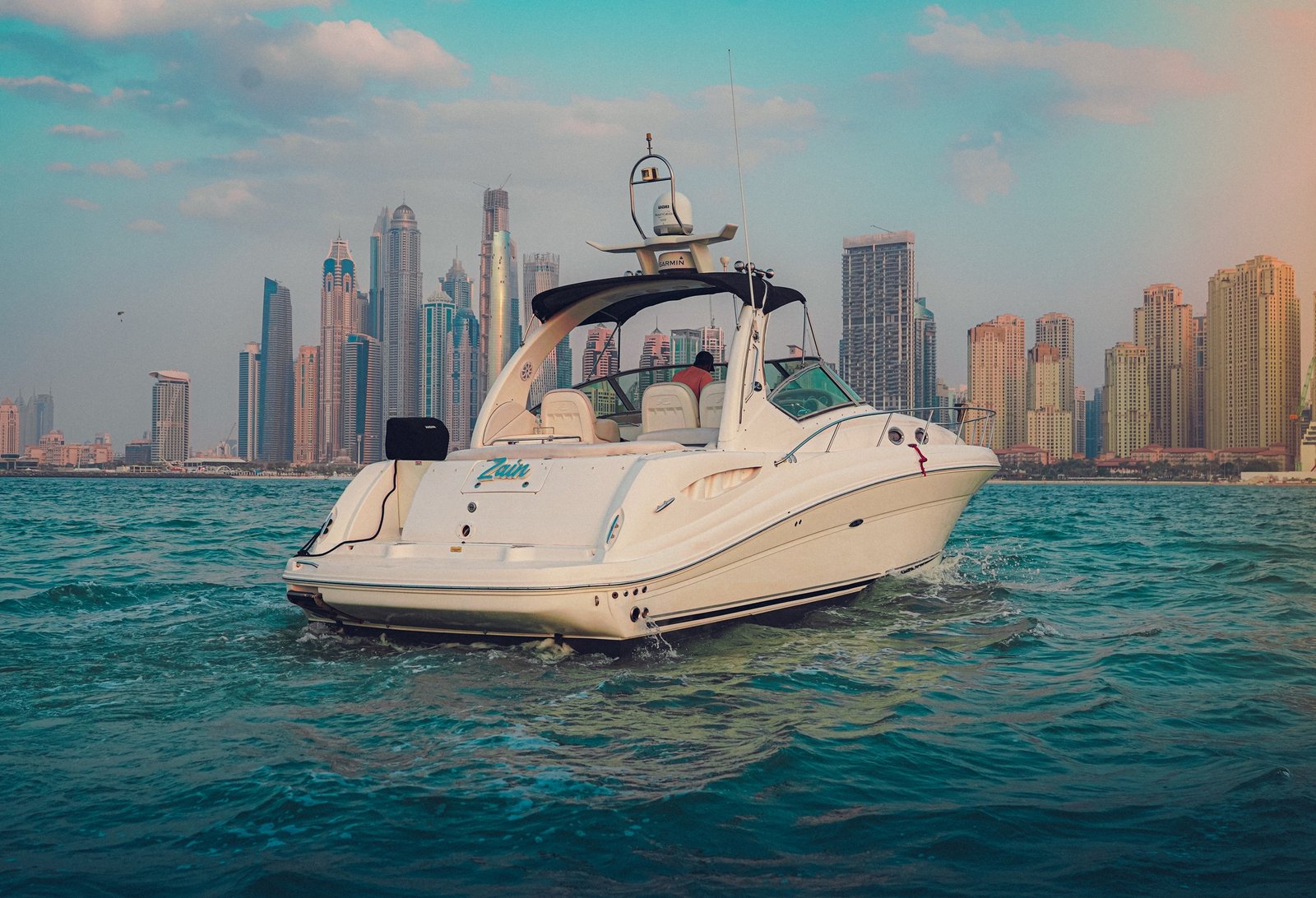 Dubai Best 40 feet cruiser-Amanos-Tourism